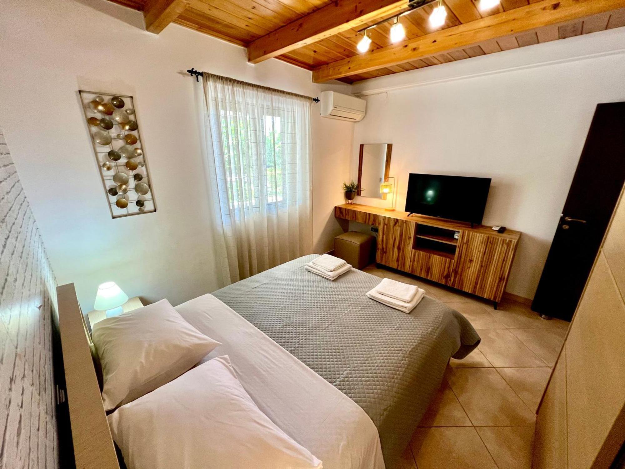 Rouga Paradise Resort Vonitsa Eksteriør billede